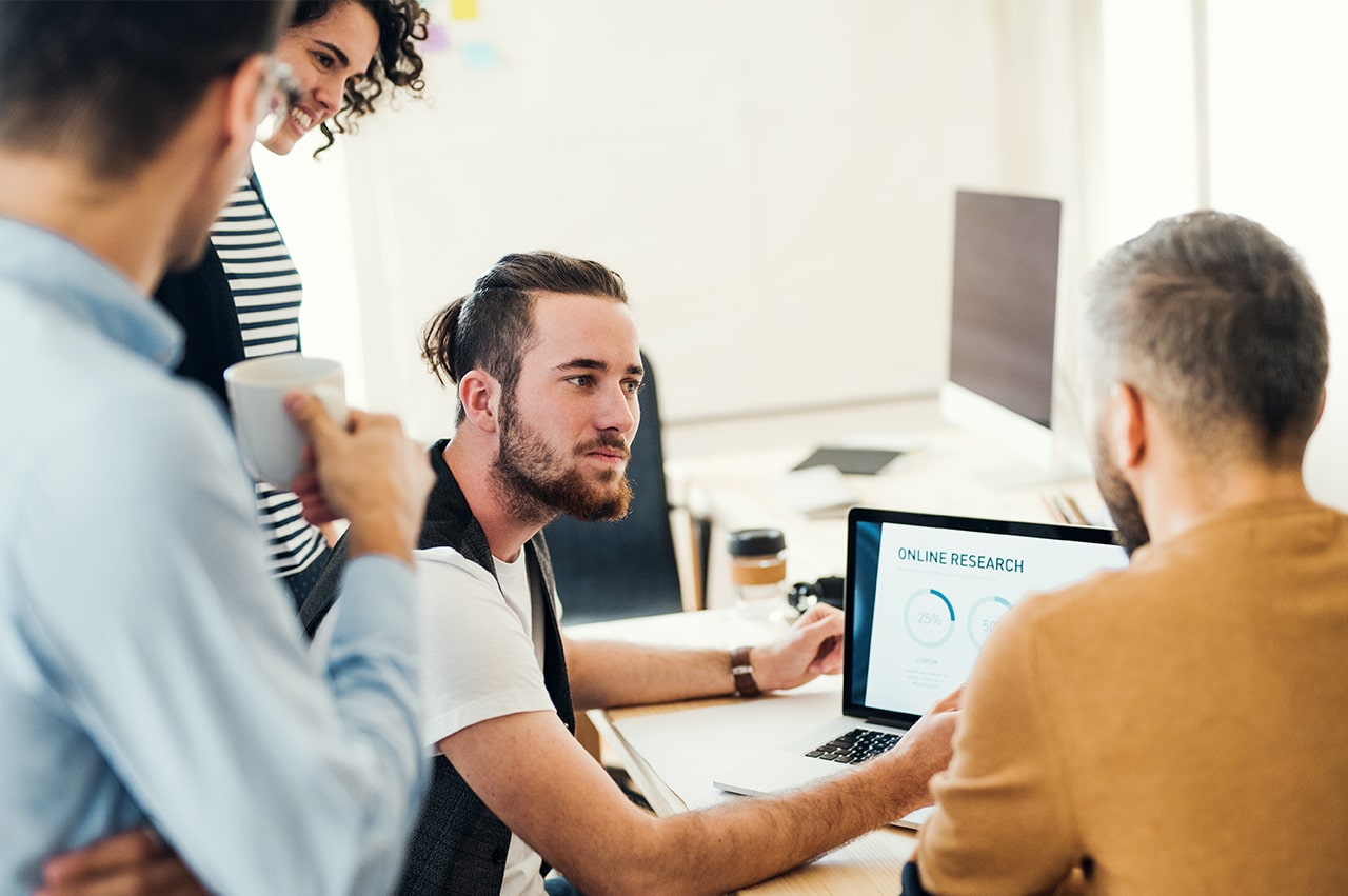 企業がデザイナー常駐させる際の注意点