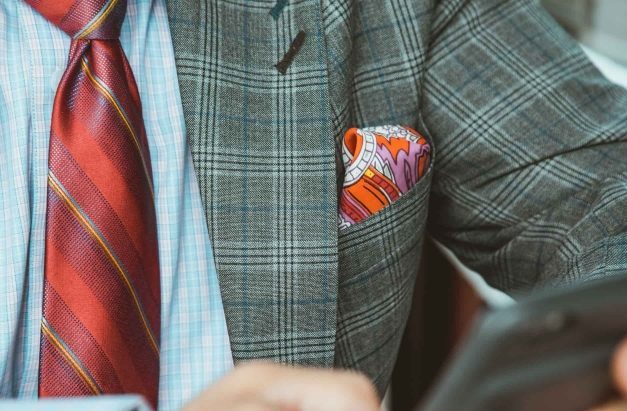 インサイドセールスとフィールドセールスの違いは?それぞれの特徴を徹底比較!